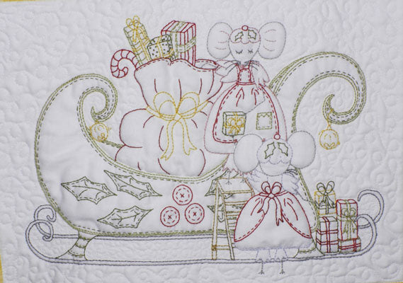 Christmas Mice Stitchery - 9 preprinted panels plus quilt pattern